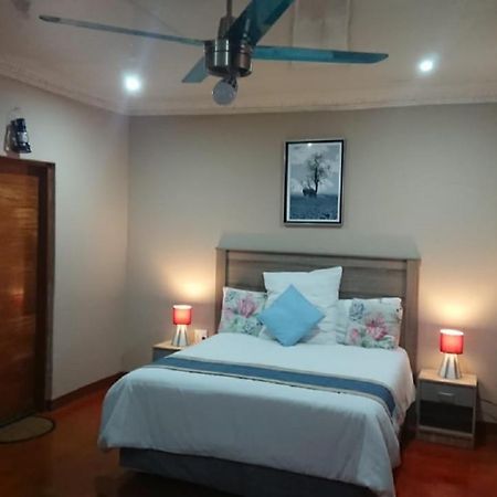 Svh Bush Lodge مارلوث بارك المظهر الخارجي الصورة