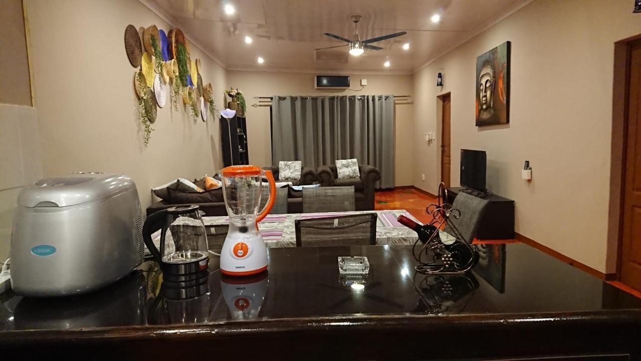 Svh Bush Lodge مارلوث بارك المظهر الخارجي الصورة