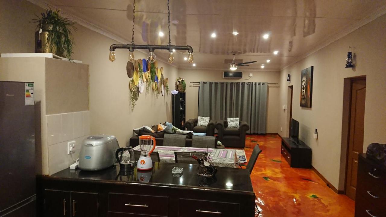 Svh Bush Lodge مارلوث بارك المظهر الخارجي الصورة
